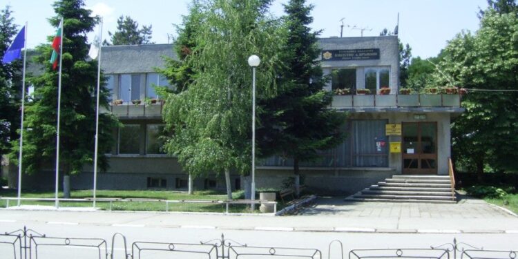 DIGITAL CAMERA